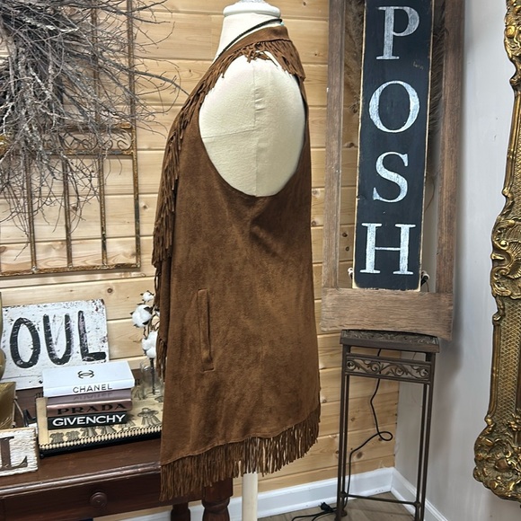Faux suede fringe cardigan - Picture 7 of 10